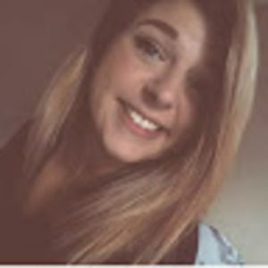 Meet your Posher, Carly